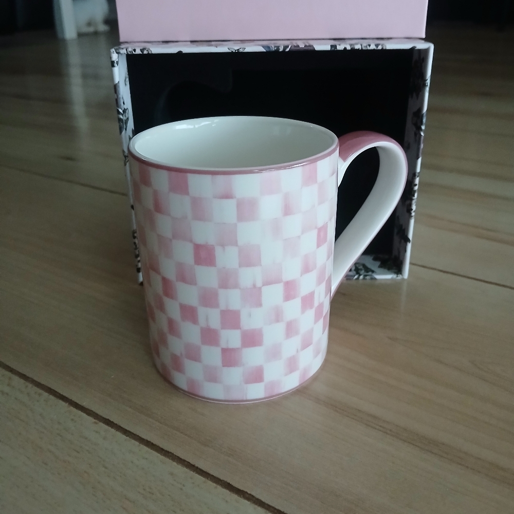 MacKenzie-Childs Brand New Mug "Alice In Wonderland" Duchess Mug - Picture 3 of 7